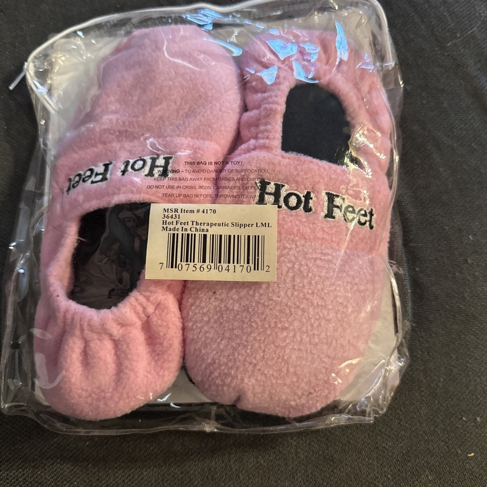 Hot Feet Therapeutic Slippers Pink Women's Size‎ S/m